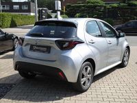 Neu Mazda 2 Exclusive-Line 116 PS (85 kW) 2025 Silber (stormy silver metallic) Kleinwagen