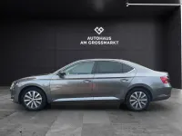 Gebraucht Skoda Superb Style 150 PS (110 kW) 2023 Grau Limousine