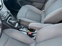 Gebraucht Chevrolet Orlando 160 PS (117 kW) 2012 Weiß Van / Kleinbus