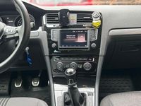Gebraucht VW Golf VII Allstar 125 PS (91 kW) 2016 Weiß Limousine