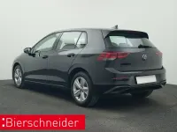 Gebraucht VW Golf VIII Life 116 PS (85 kW) 2022 Schwarz Limousine