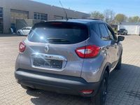 Gebraucht Renault Captur Luxe 120 PS (88 kW) 2015 Grau SUV