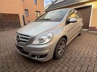 Gebraucht Mercedes B170 116 PS (85 kW) 2008 Silber Van / Kleinbus