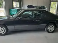 Gebraucht Mercedes 230 132 PS (97 kW) 1991 Schwarz Coupé