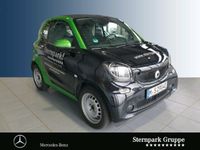 Gebraucht Smart ForTwo Electric Drive Passion 60 kW (82 PS) 2018 Schwarz Kleinwagen