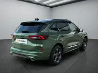 Gebraucht Ford Kuga ST-Line 242 PS (177 kW) 2025 Grün SUV