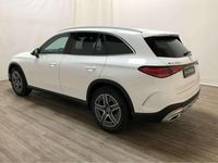 Gebraucht Mercedes GLC220 AMG 197 PS (144 kW) 2023 Polarweiß SUV