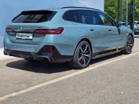 Gebraucht BMW i5 289 kW (394 PS) 2025 Cape york grün metallic Kombi