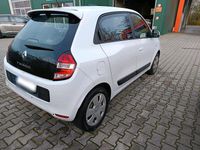Gebraucht Renault Twingo 68 PS (50 kW) 2016 Weiß Kleinwagen