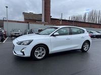 Używany Ford Focus Cool & Connect 101 KM (74 kW) 2022 Biały Sedan/Limuzyna