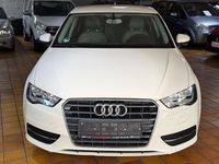Gebraucht Audi A3 Attraction 110 PS (80 kW) 2014 Weiß Limousine