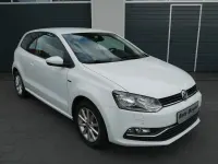 Gebraucht VW Polo LOUNGE 60 PS (44 kW) 2016 Weiß Limousine