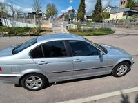 Gebraucht BMW 320 150 PS (110 kW) 1999 Silber Limousine