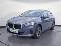 Gebraucht BMW 220 Active Tourer 156 PS (114 kW) 2025 Grau Van / Kleinbus