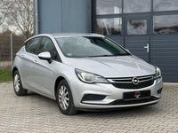 Gebraucht Opel Astra 95 PS (69 kW) 2017 Silber Limousine