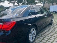 Gebraucht BMW 750L 408 PS (300 kW) 2011 Schwarz Limousine