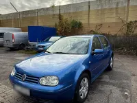 Second-hand VW Golf IV 101 CP (74 kW) 2000 Albastru Berlinǎ