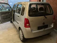 Gebraucht Opel Agila 58 PS (42 kW) 2002 Silber Van / Kleinbus