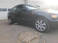 Gebraucht BMW 318 143 PS (105 kW) 2004 Schwarz Limousine