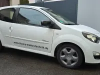 Second-hand Renault Twingo Initiale Paris 75 CP (55 kW) 2014 Alb Hatchback