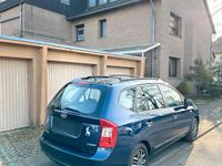 Gebraucht Kia Carens 140 PS (102 kW) 2007 Blau Van / Kleinbus