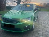 Gebraucht Skoda Octavia RS 184 PS (135 kW) 2015 Grün Kleinwagen