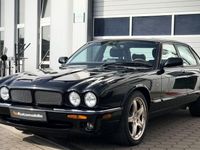 Gebraucht Jaguar XJR 363 PS (266 kW) 2000 Schwarz Limousine
