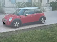 Używany Mini Cooper 116 KM (85 kW) 2003 Czerwony Hatchback