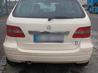 Gebraucht Mercedes B180 2007 Gelb Van / Kleinbus