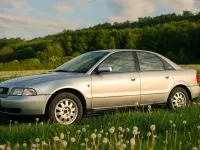 Gebraucht Audi A4 Performance 101 PS (74 kW) 1998 Silber Limousine