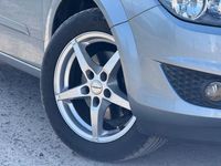 Gebraucht Opel Astra Edition 140 PS (102 kW) 2007 Kombi