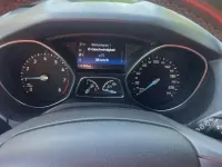 Gebraucht Ford Focus Ambiente 101 PS (74 kW) 2015 Weiß Kombi