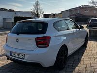 Gebraucht BMW 114 102 PS (75 kW) 2014 Weiß Kleinwagen