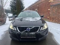 Gebraucht Volvo XC60 Momentum 163 PS (119 kW) 2010 Schwarz SUV