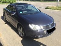 Usata VW Eos 140 CV (102 kW) 2007 Blu Cabrio