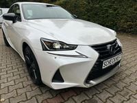 Gebraucht Lexus IS300h 223 PS (164 kW) 2019 Weiß Limousine