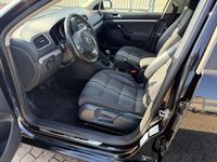 Gebraucht VW Golf VI Match 122 PS (89 kW) 2012 Schwarz Kleinwagen