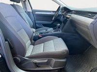 Gebraucht VW Passat Business 150 PS (110 kW) 2022 Schwarz Kombi