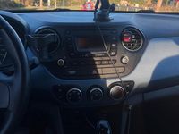 Gebraucht Hyundai i10 67 PS (49 kW) 2017 Schwarz Kleinwagen