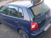 Gebraucht VW Polo 64 PS (47 kW) 2004 Blau Kleinwagen