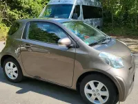 Gebraucht Toyota iQ 68 PS (50 kW) 2012 Braun Kleinwagen