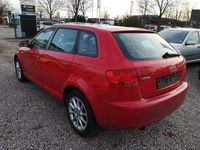 Gebraucht Audi A3 Ambiente 116 PS (85 kW) 2006 Rot Kleinwagen
