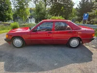Gebraucht Mercedes 190 109 PS (80 kW) 1991 Rot Limousine