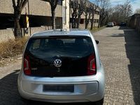 Gebraucht VW up! 60 PS (44 kW) 2013 Silber Kleinwagen