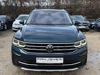 Gebraucht VW Tiguan Elegance 200 PS (147 kW) 2023 Nightshade blue metallic SUV
