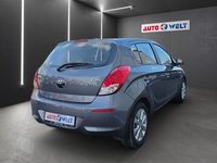 Gebraucht Hyundai i20 86 PS (63 kW) 2014 Grau Kleinwagen