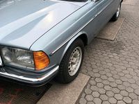 Gebraucht Mercedes 280 185 PS (136 kW) 1984 Blau Coupé
