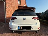 Gebraucht VW Golf VII GTI 245 PS (180 kW) 2019 Weiß Limousine