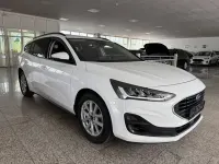 Usado Ford Focus Cool & Connect 120 CV (88 kW) 2023 Blanco Familiar