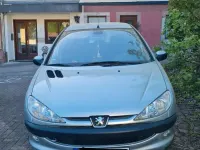 Gebraucht Peugeot 206 75 PS (55 kW) 2003 Silber Kleinwagen